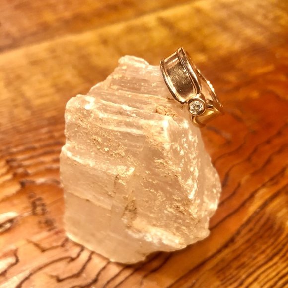 Solid rose gold & diamond ring Size 4.5 - Picture 2 of 7